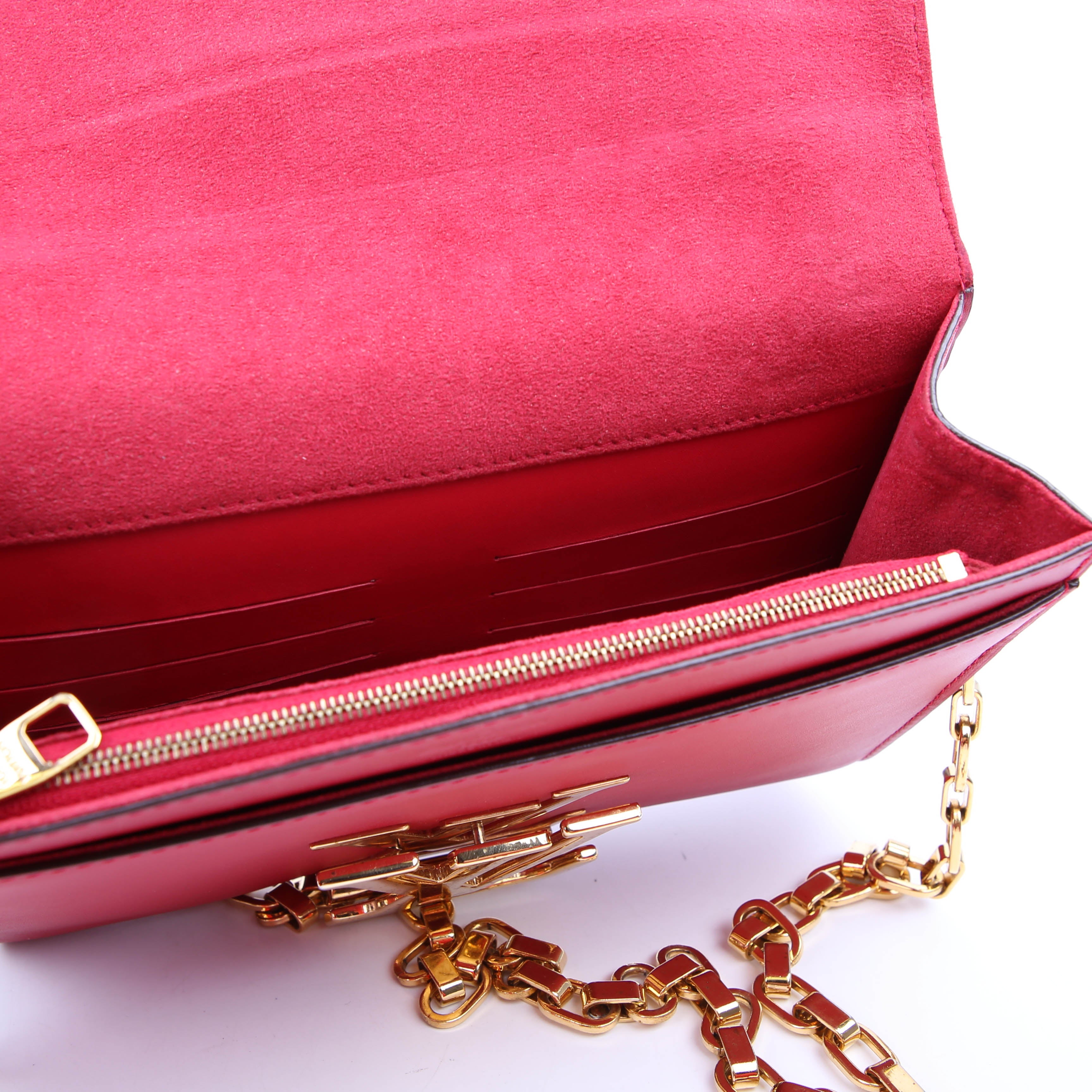 Louise MM Chain Bag Calfskin Red