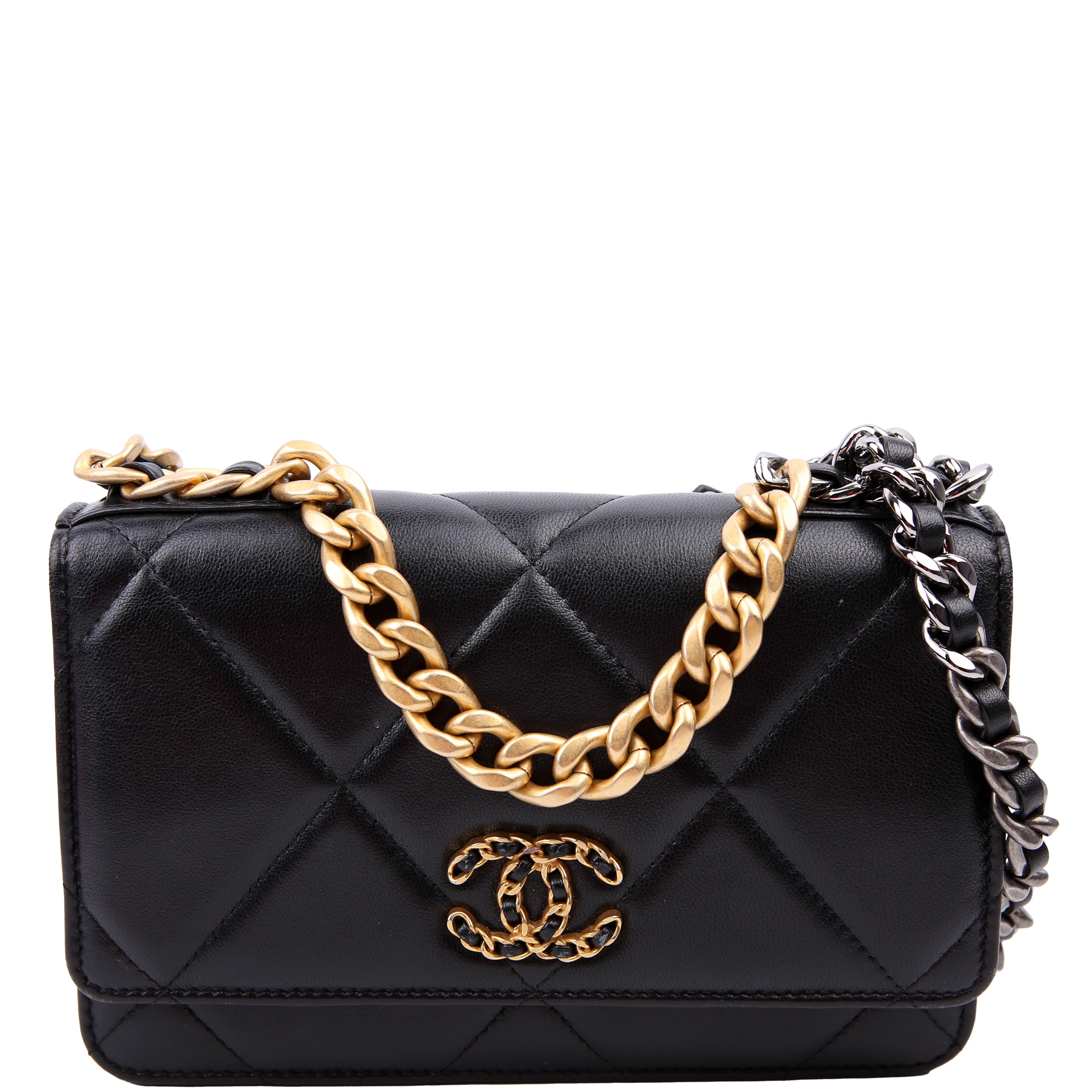 Chanel 19 WOC Quilted Lambskin Black