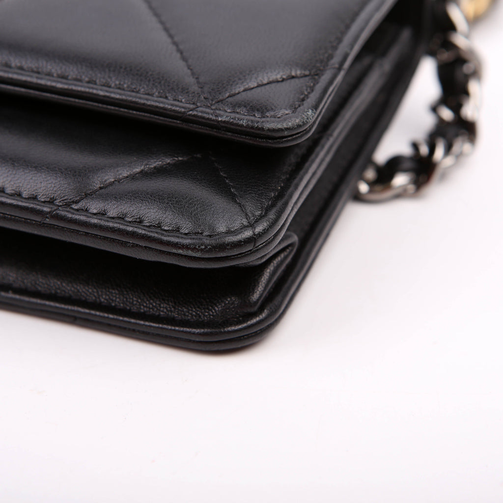 Chanel 19 WOC Quilted Lambskin Black