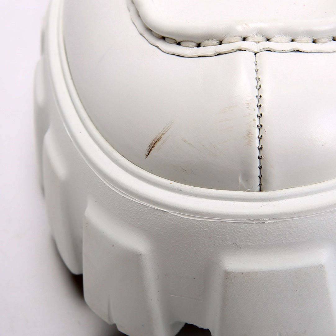 Triangle Logo Monolith Loafers Size 39 White