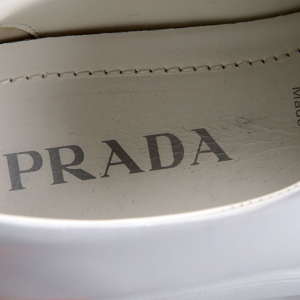 Triangle Logo Monolith Loafers Size 39 White