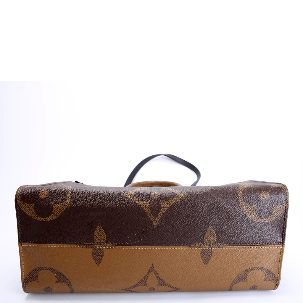 ONTHEGO MM Reverse Monogram