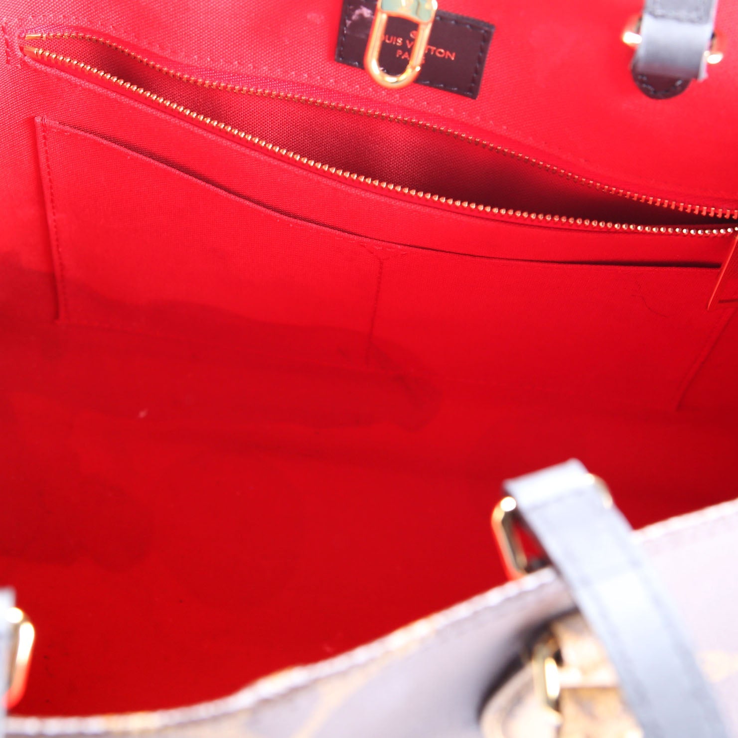 ONTHEGO MM Reverse Monogram