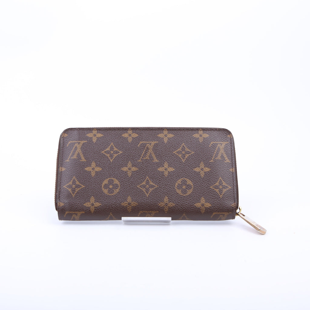 Zippy Wallet Monogram