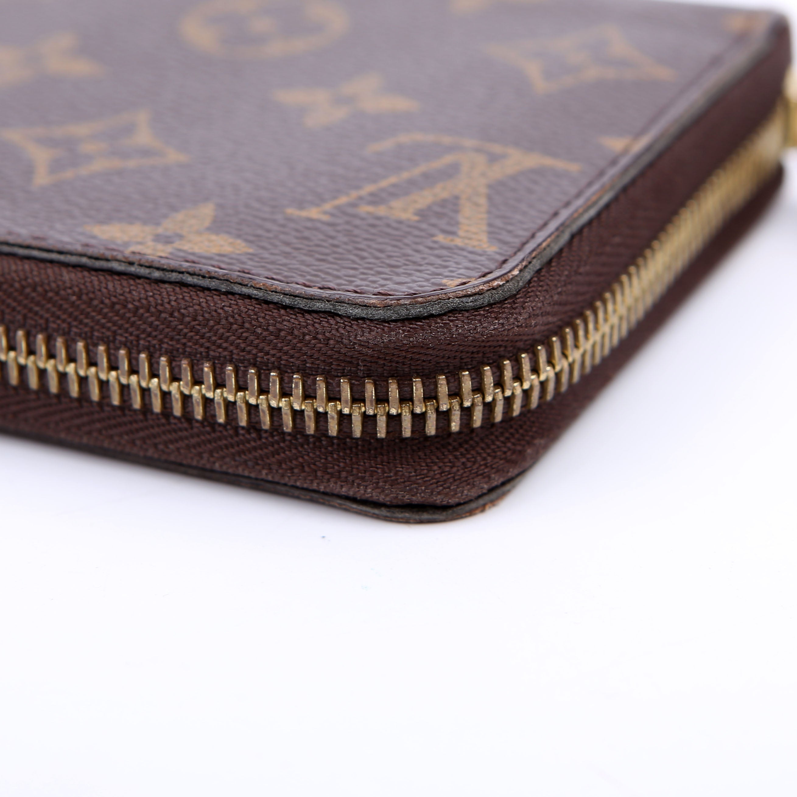 Zippy Wallet Monogram