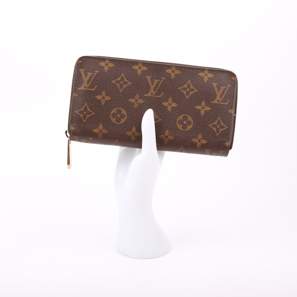 Zippy Wallet Monogram