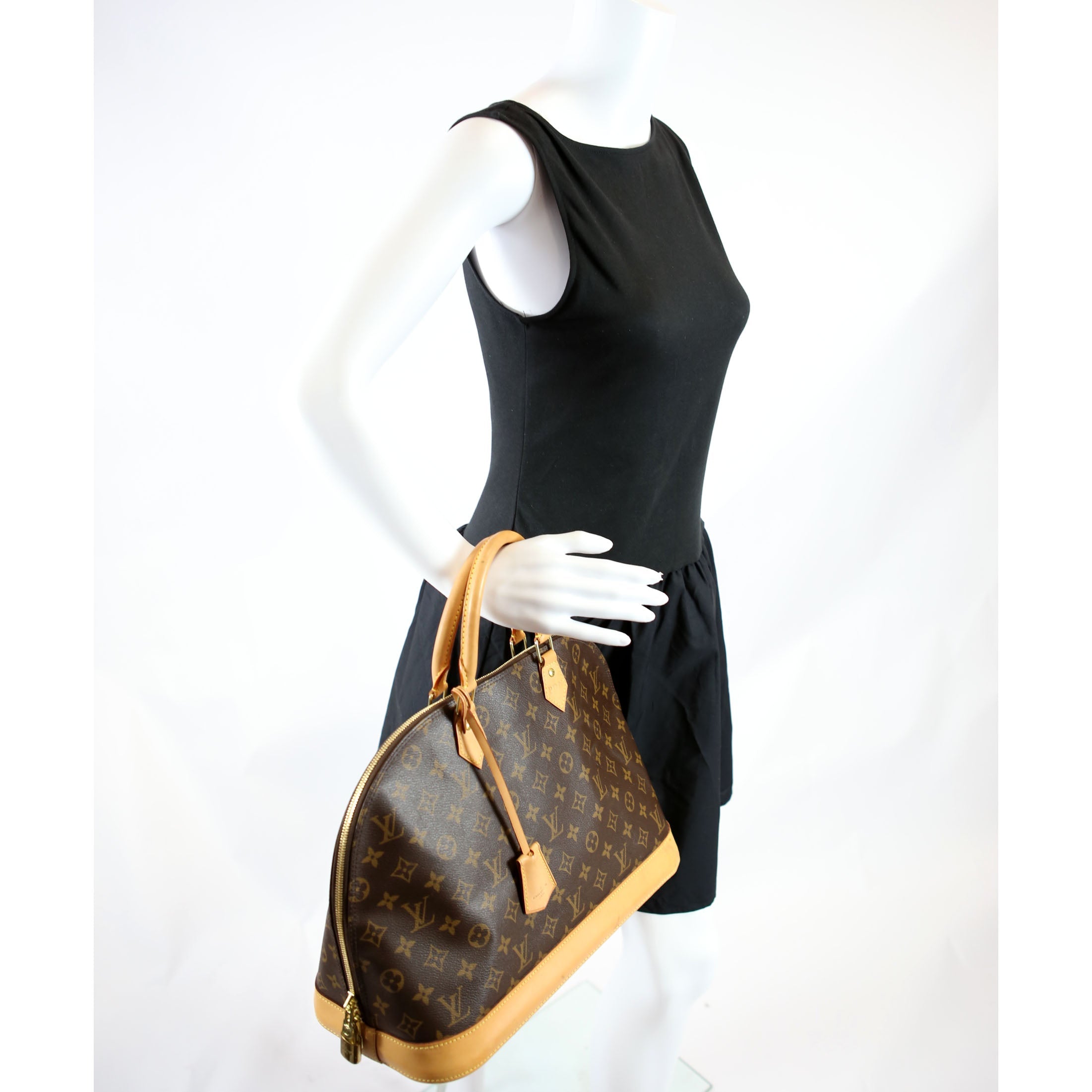 Alma MM Monogram Newer
