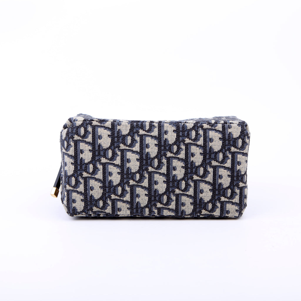 30 Montaigne Venus Pouch Oblique