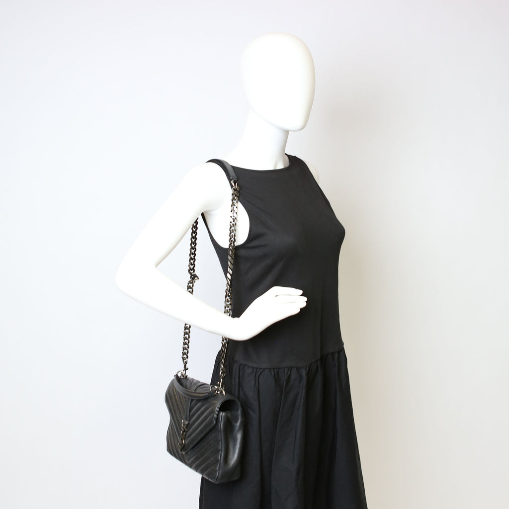 College Chevron Medium 392737 Black
