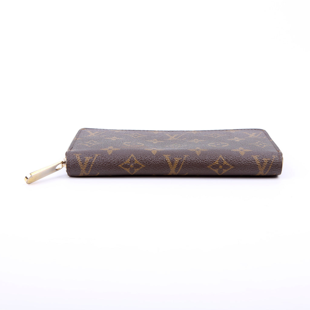 Zippy Wallet Monogram