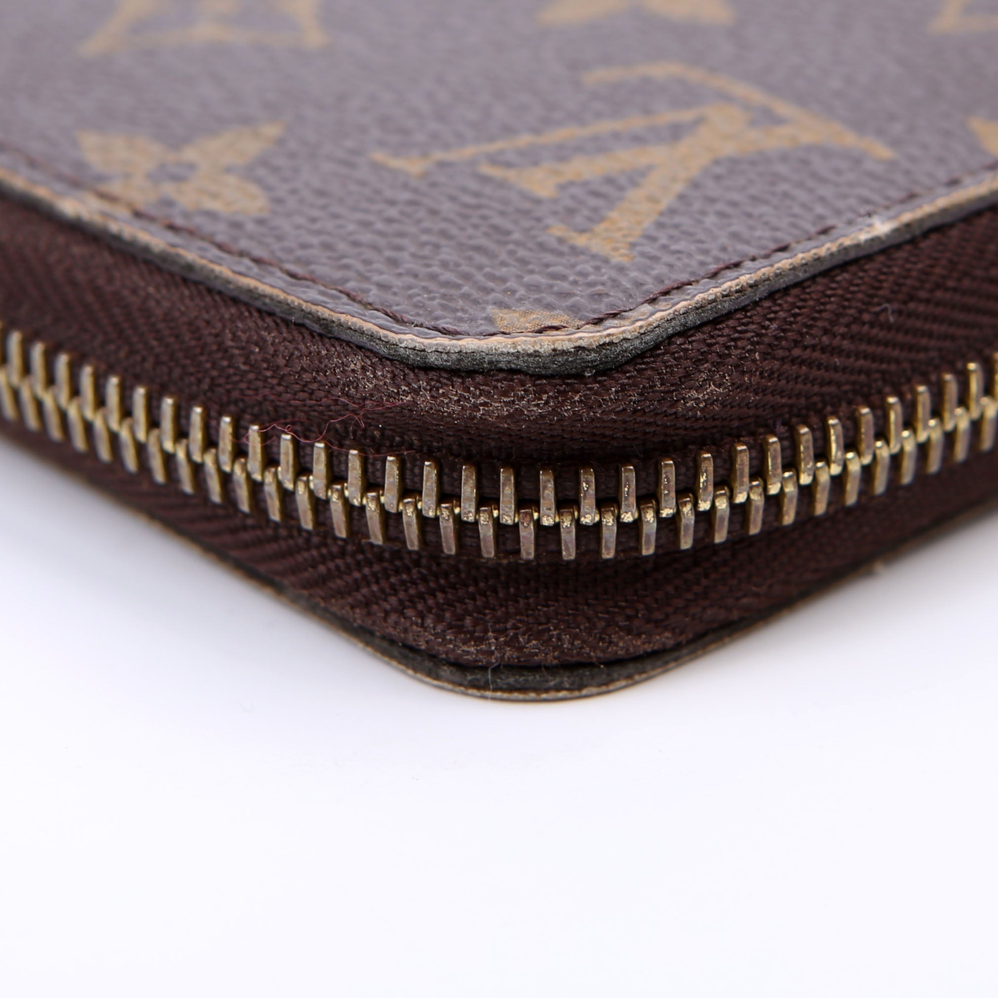 Zippy Wallet Monogram
