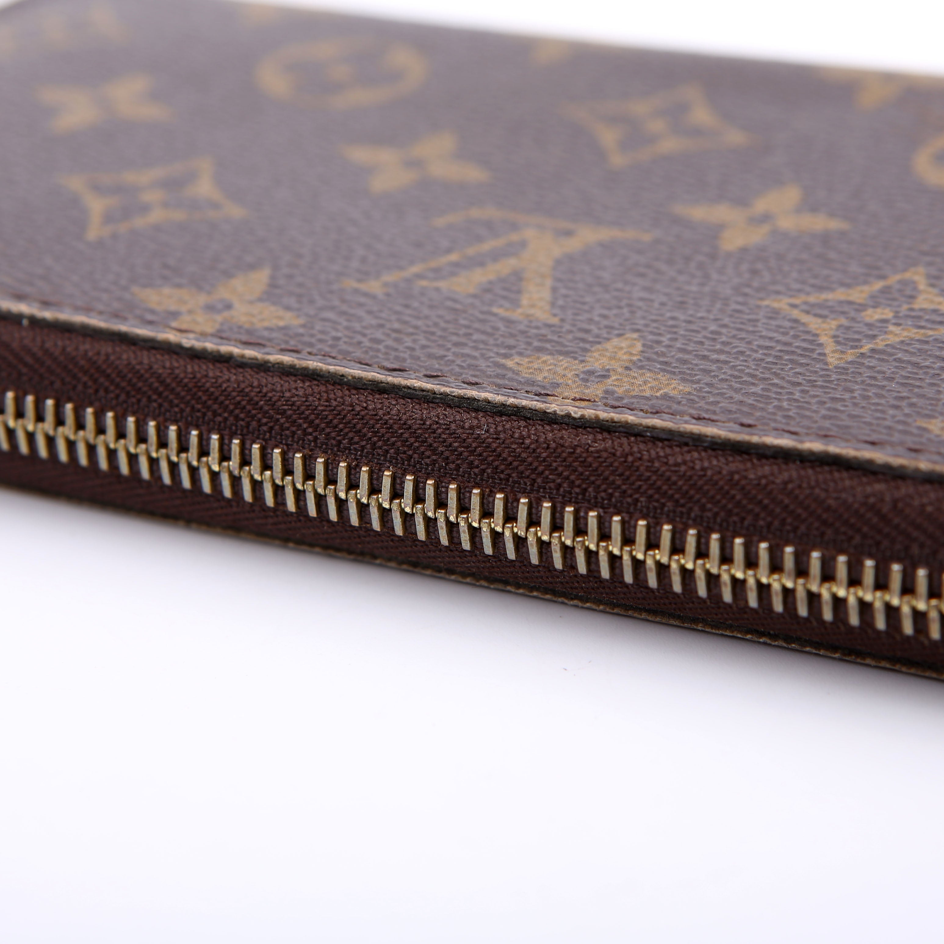 Zippy Wallet Monogram