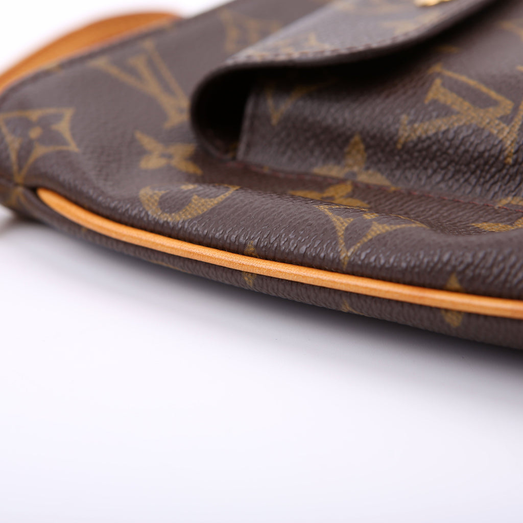 Partition Wristlet Clutch Monogram