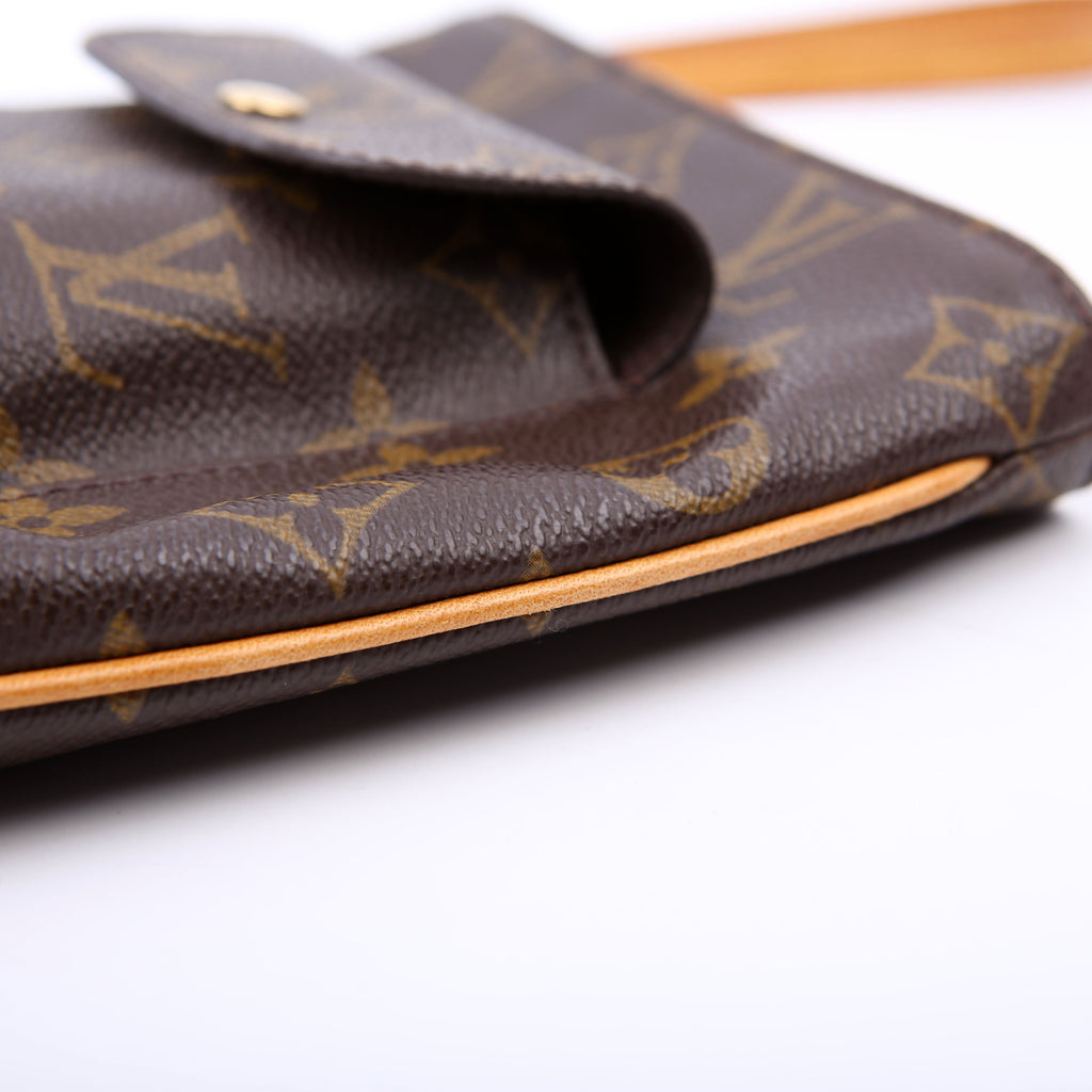 Partition Wristlet Clutch Monogram
