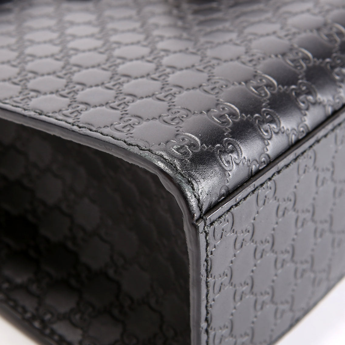 449635 Emily Micro Medium Chain Black