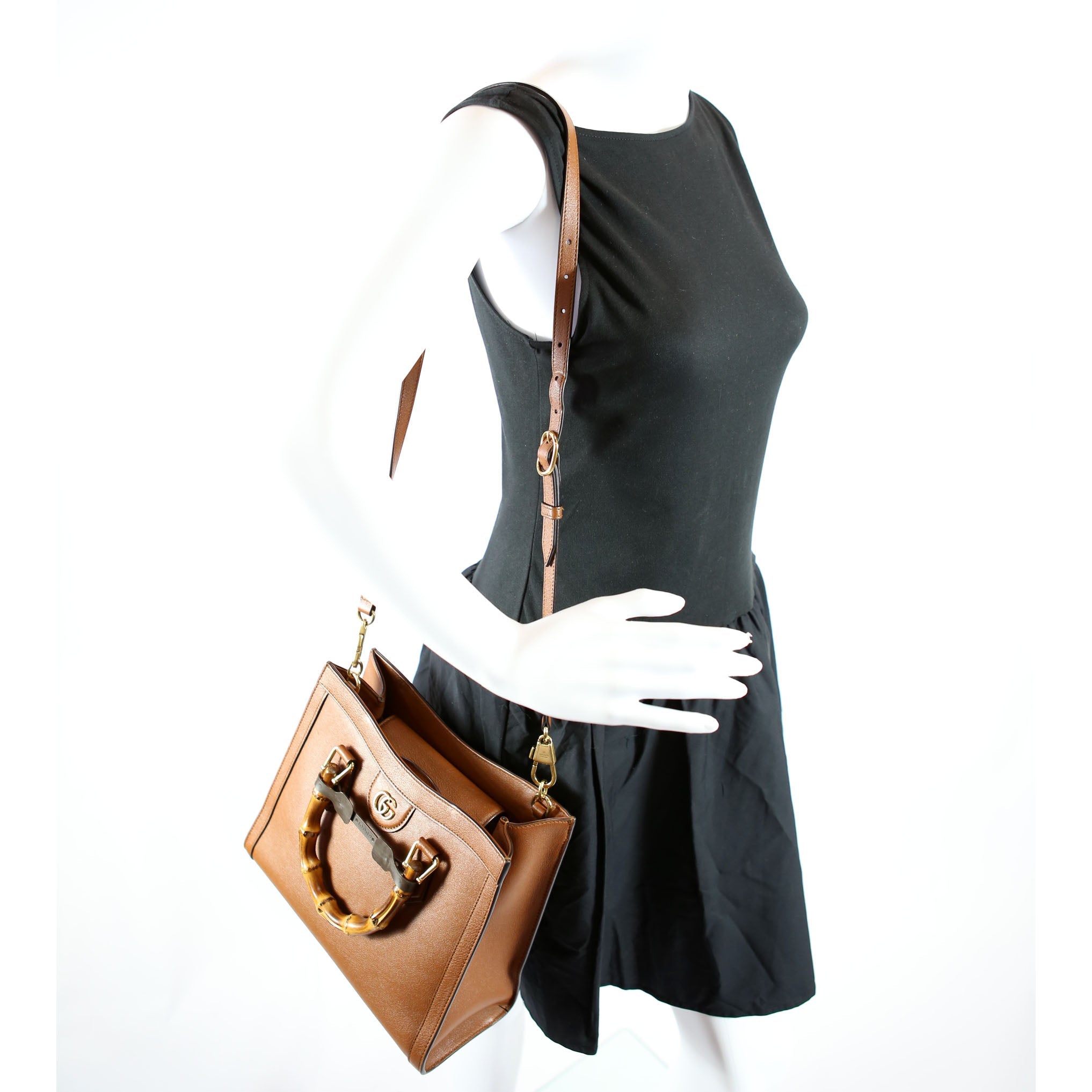 660195 Diana Small Leather Tote
