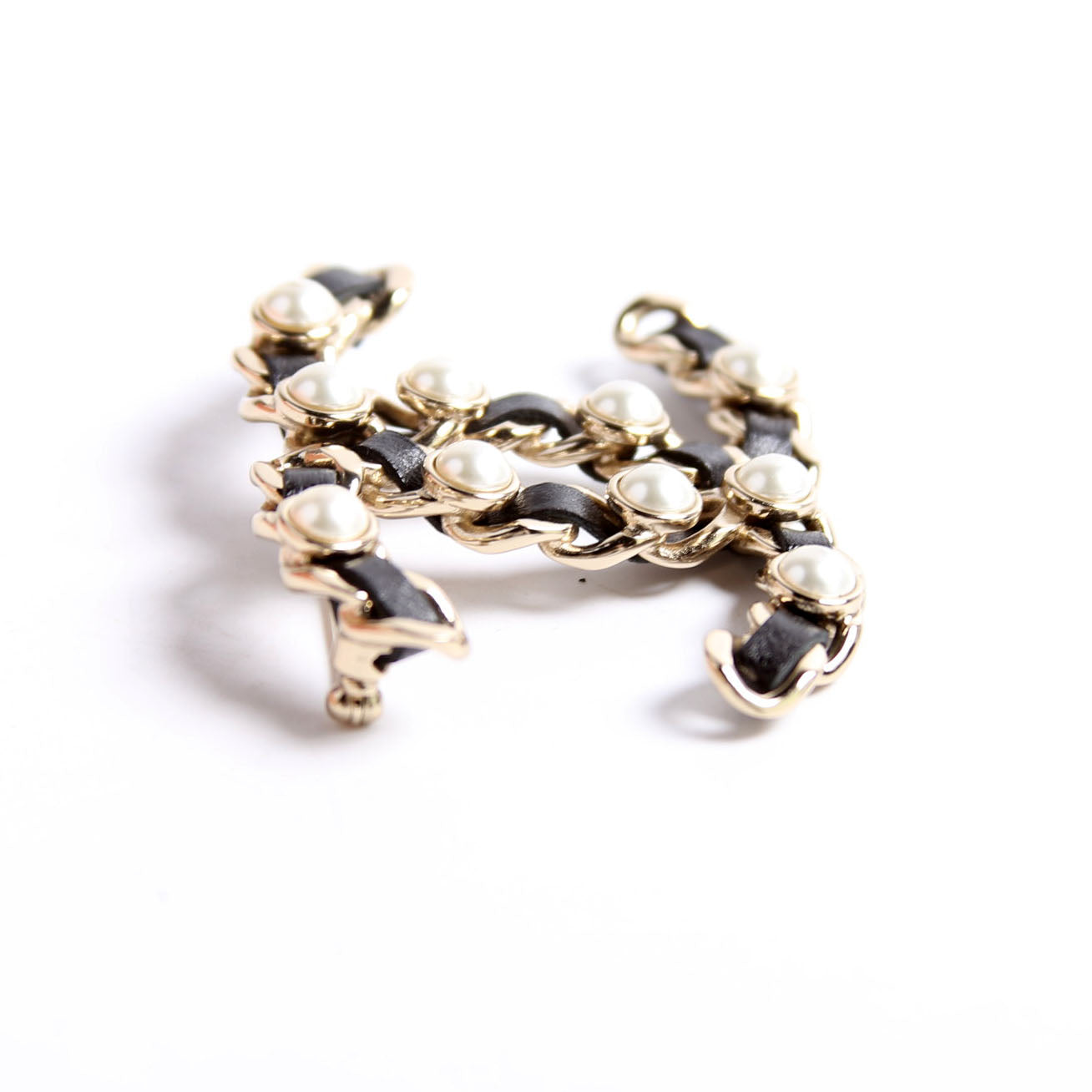 CC Pearl/Lambskin Brooch Gold/Black