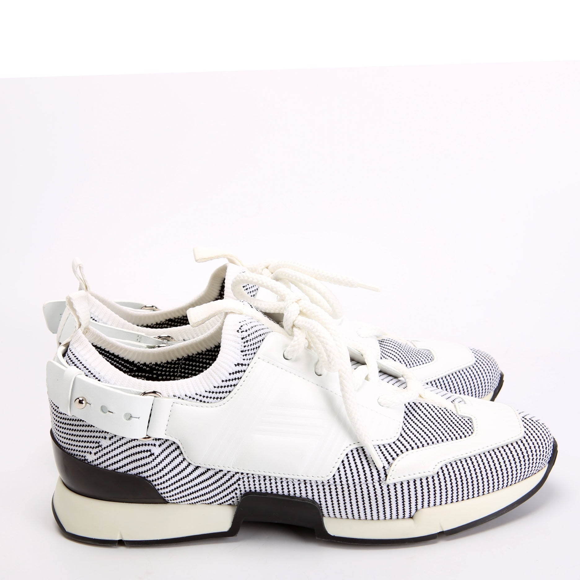 Athlete Sneakers Size 37 White/Black