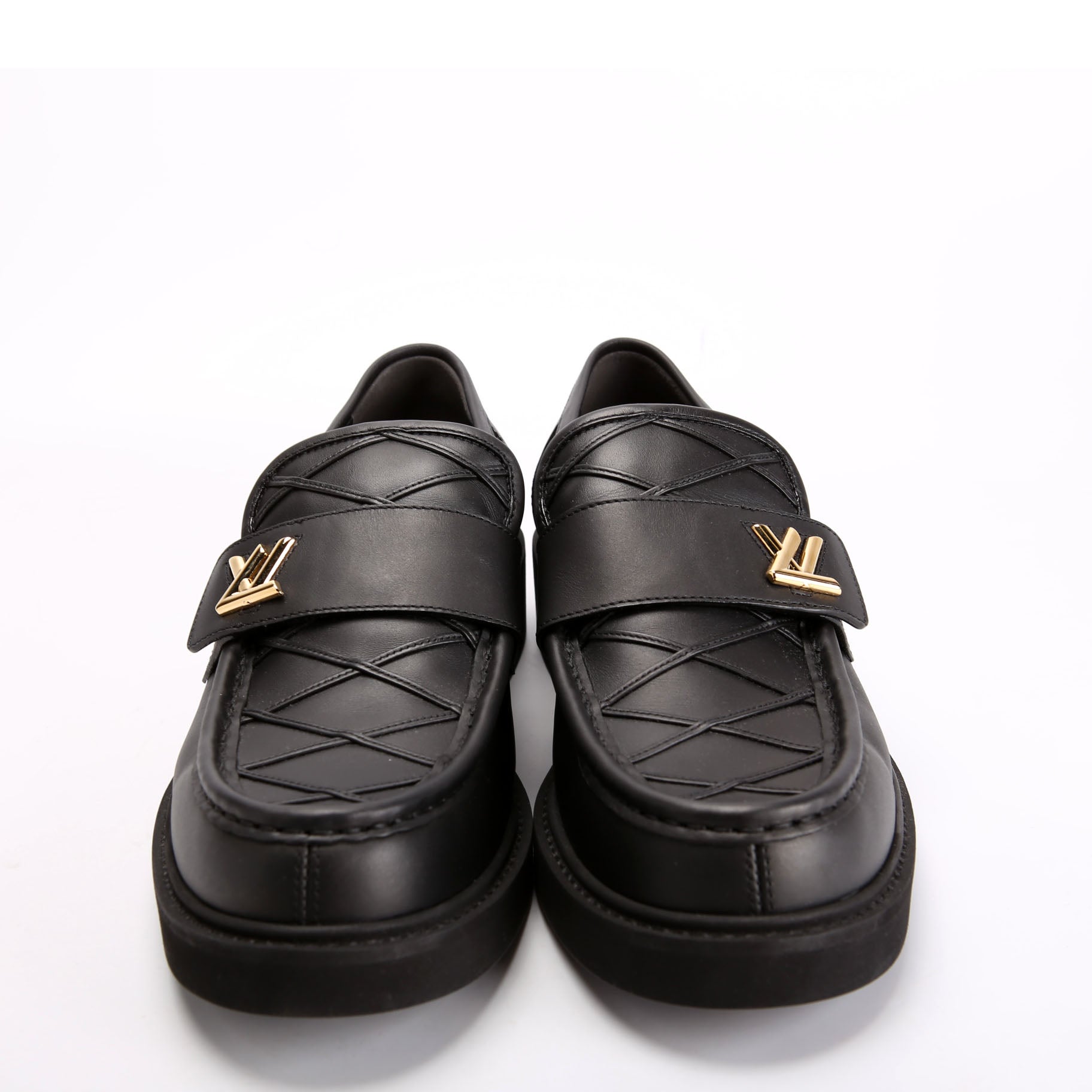 Academy Loafers Size 42 Black