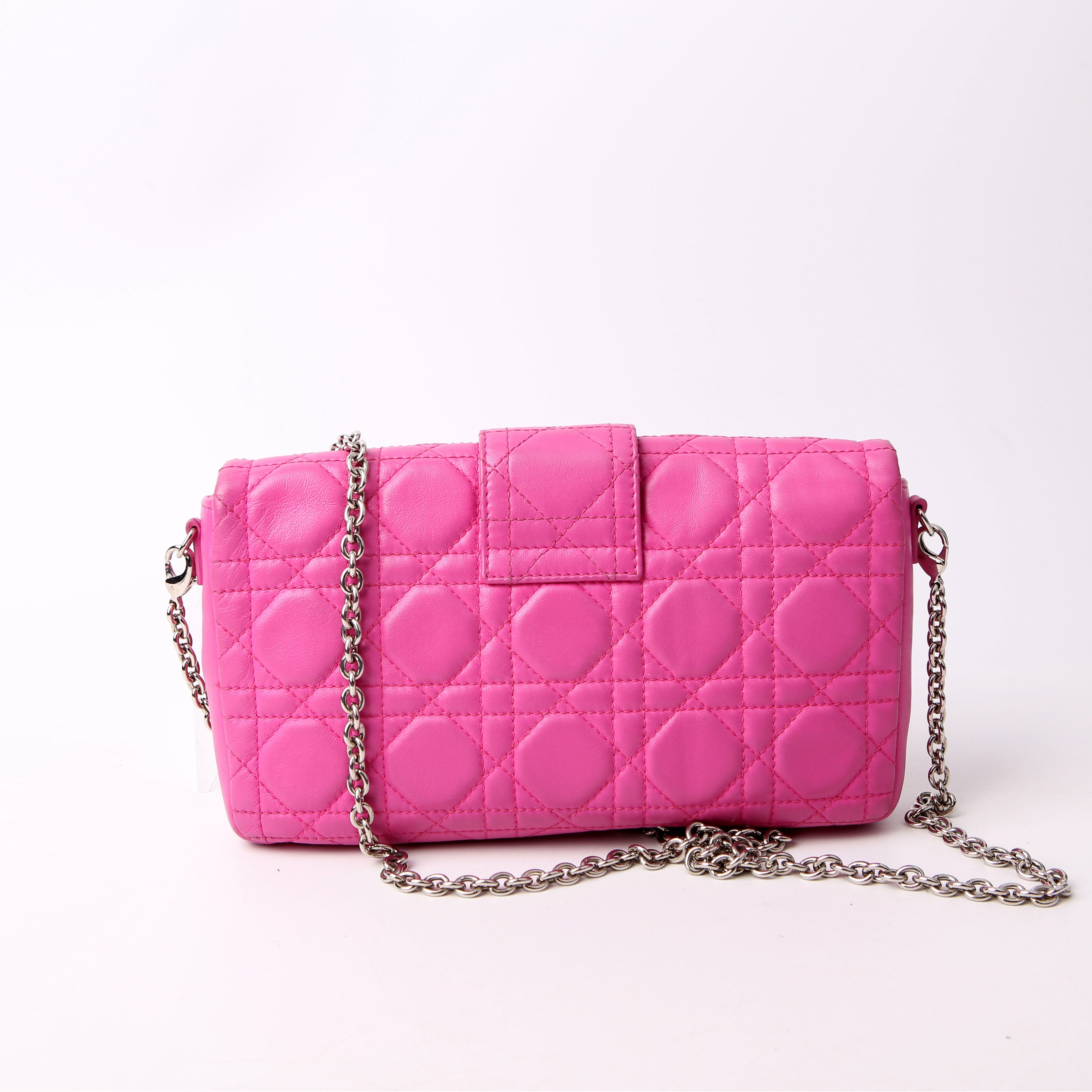 New Lock Pouch Cannage Lambskin Pink