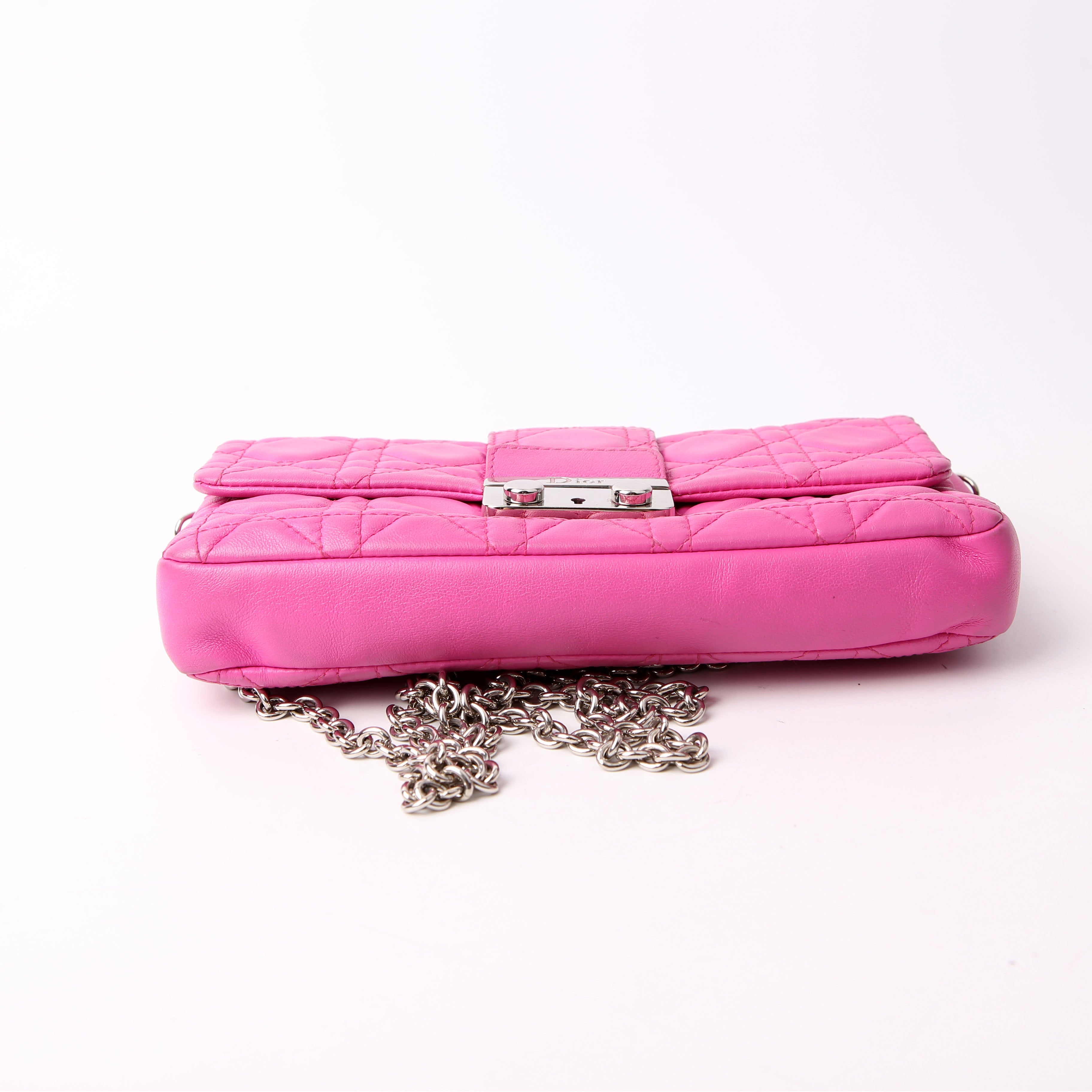 New Lock Pouch Cannage Lambskin Pink