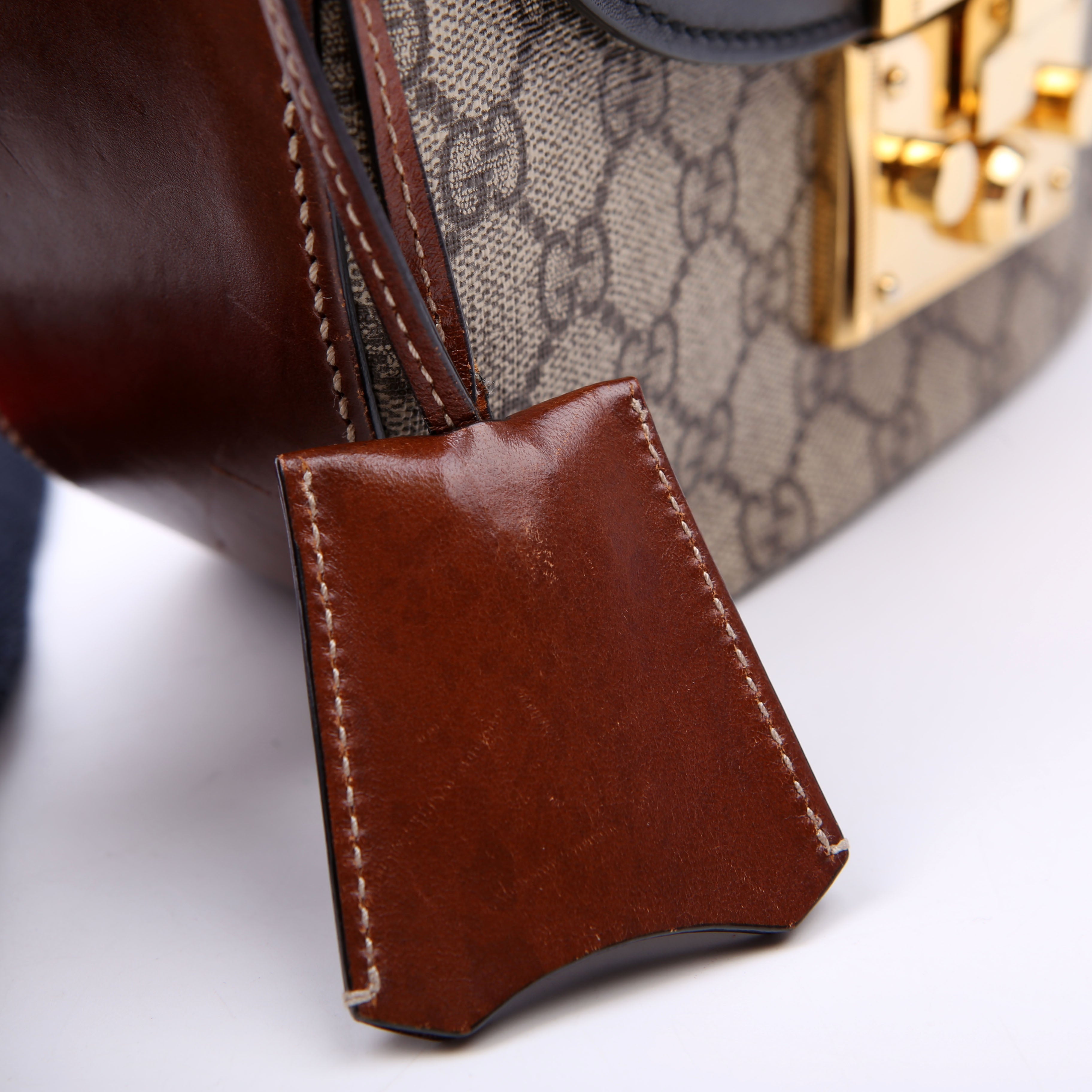 Gucci 453189 Padlock Supreme Medium Messenger