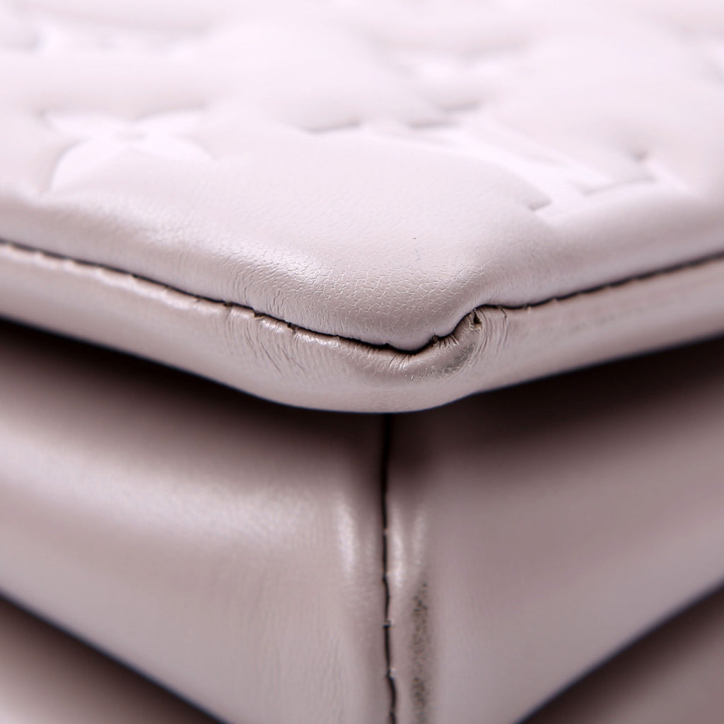 Coussin MM NV Lambskin Taupe