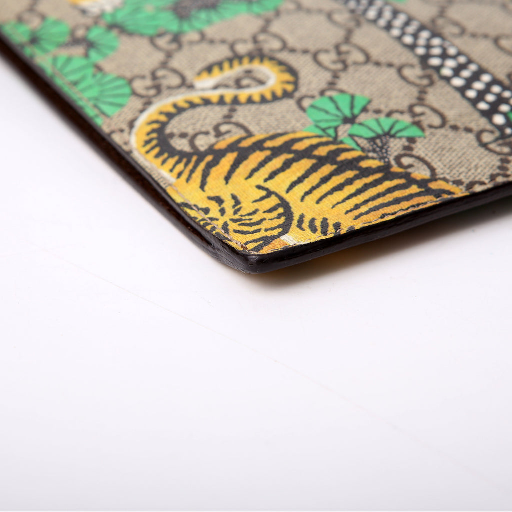 451473 GG Supreme Bengal Wristlet Green/Yellow