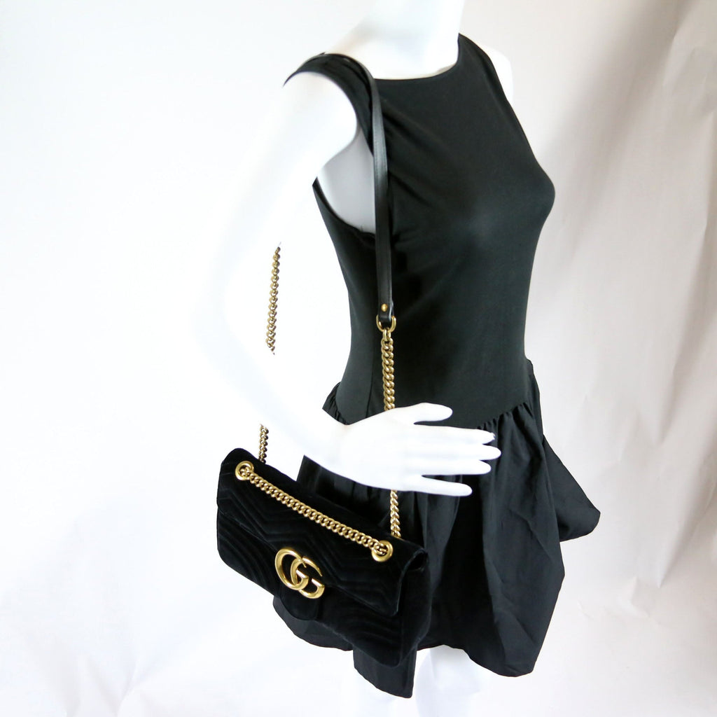 443496 Marmont Velvet Shoulder Medium Black