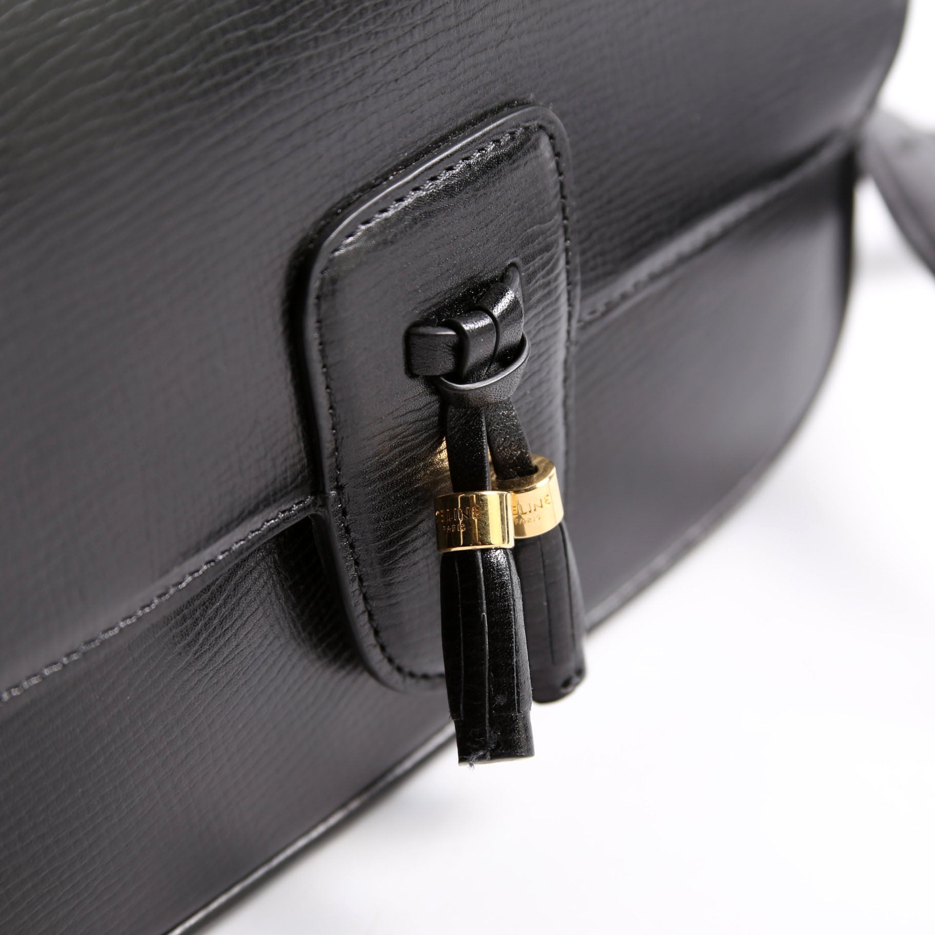 Tassels Medium Shoulder Black