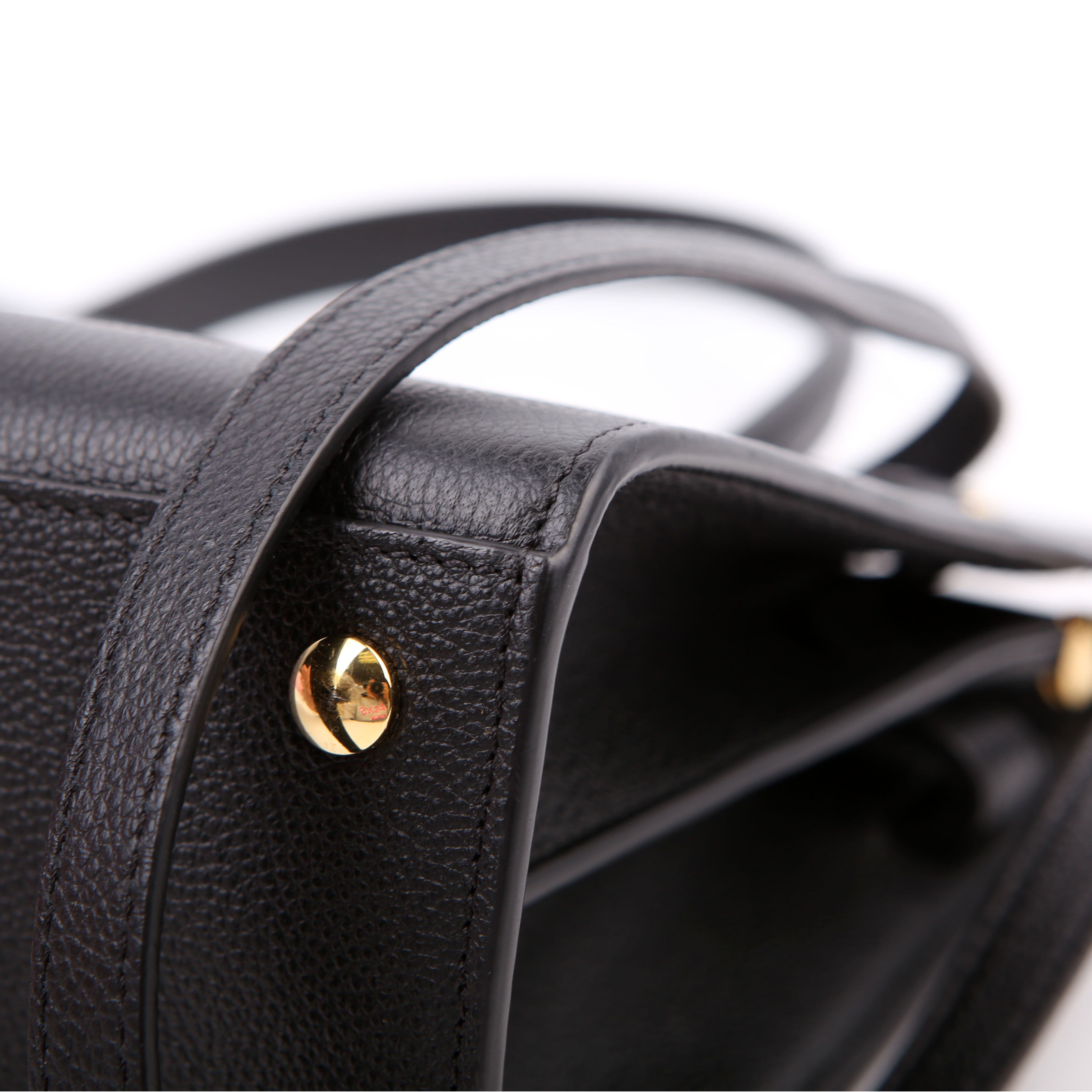Title Bag Small Grain Leather Black