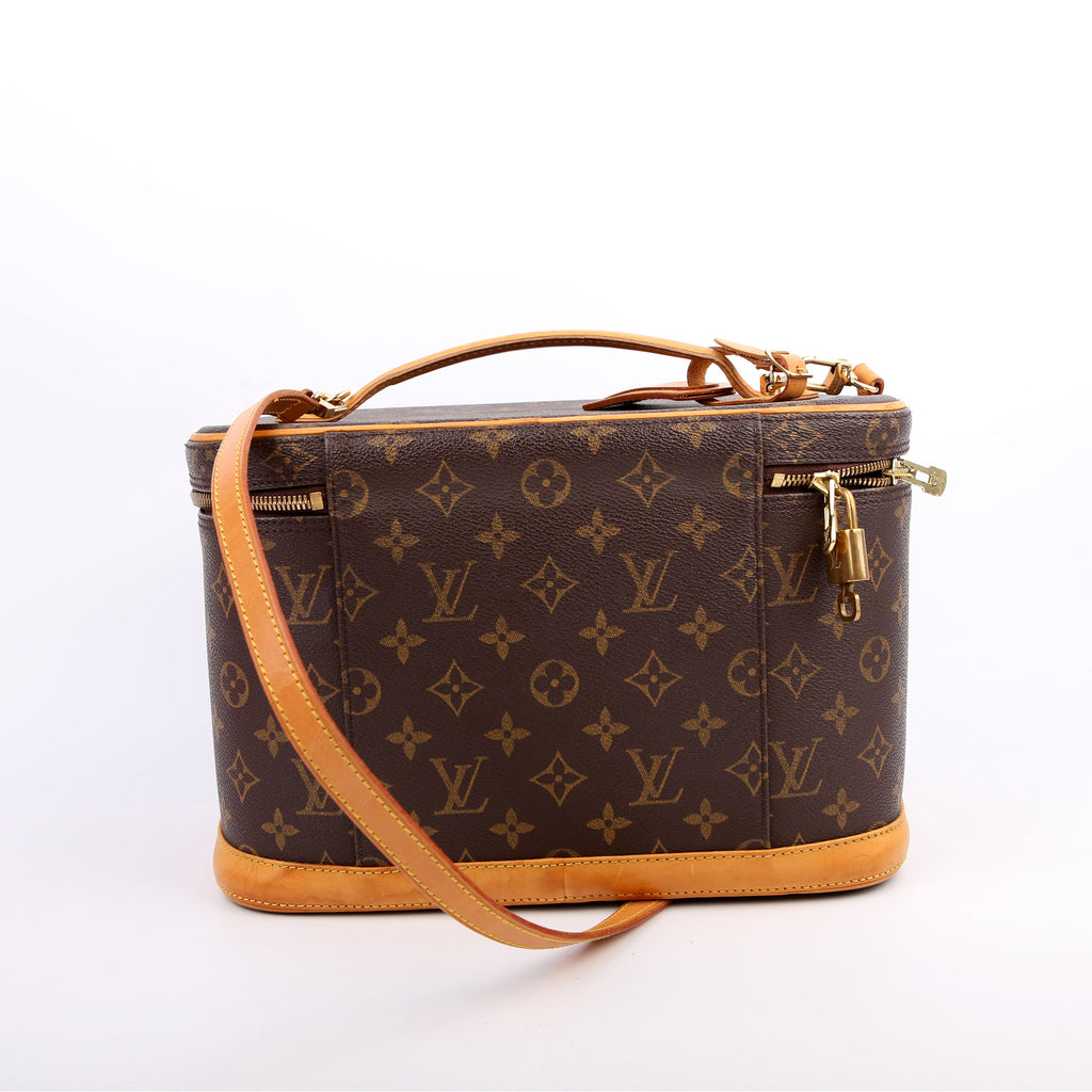 Nice Beauty Case With Strap Monogram