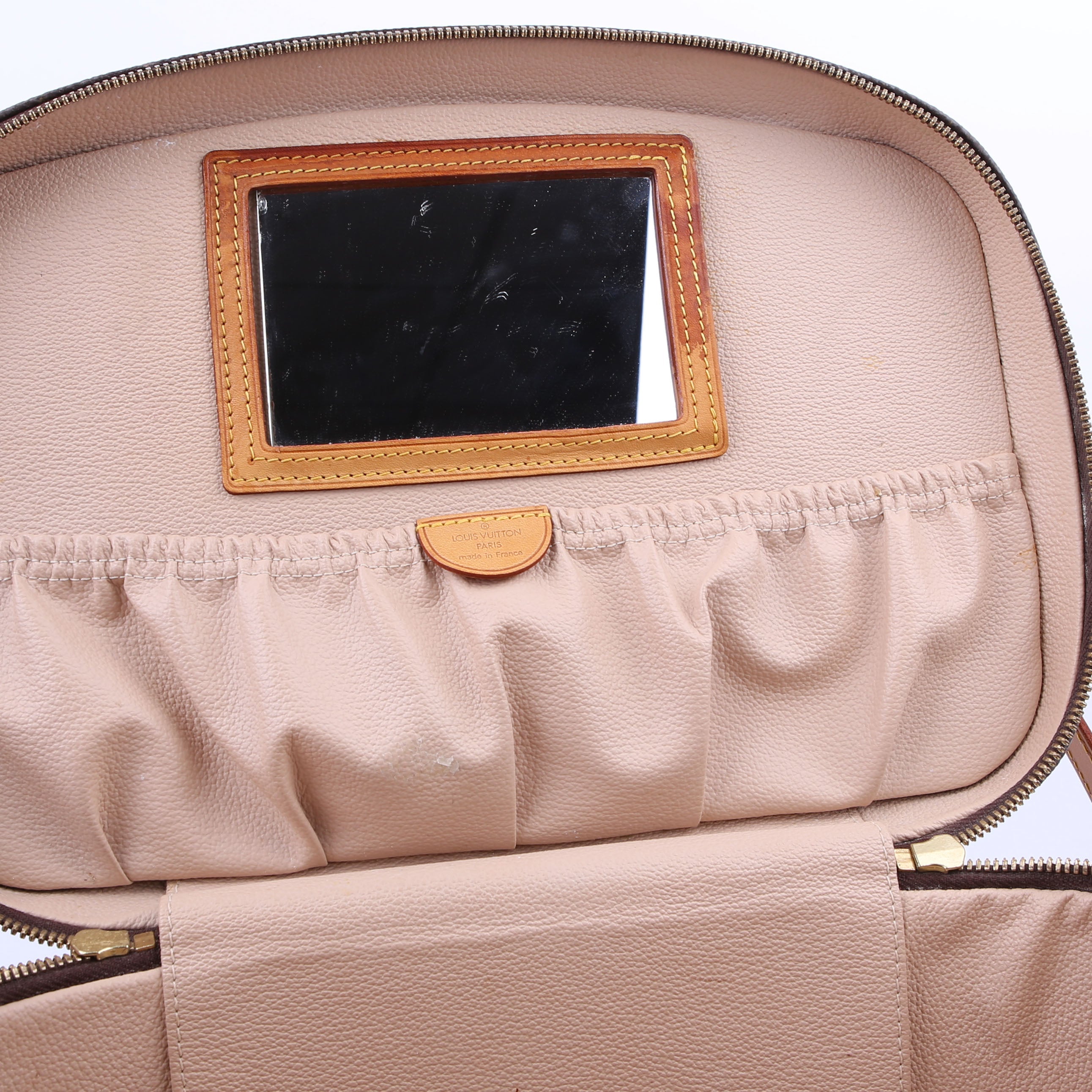 Nice Beauty Case With Strap Monogram