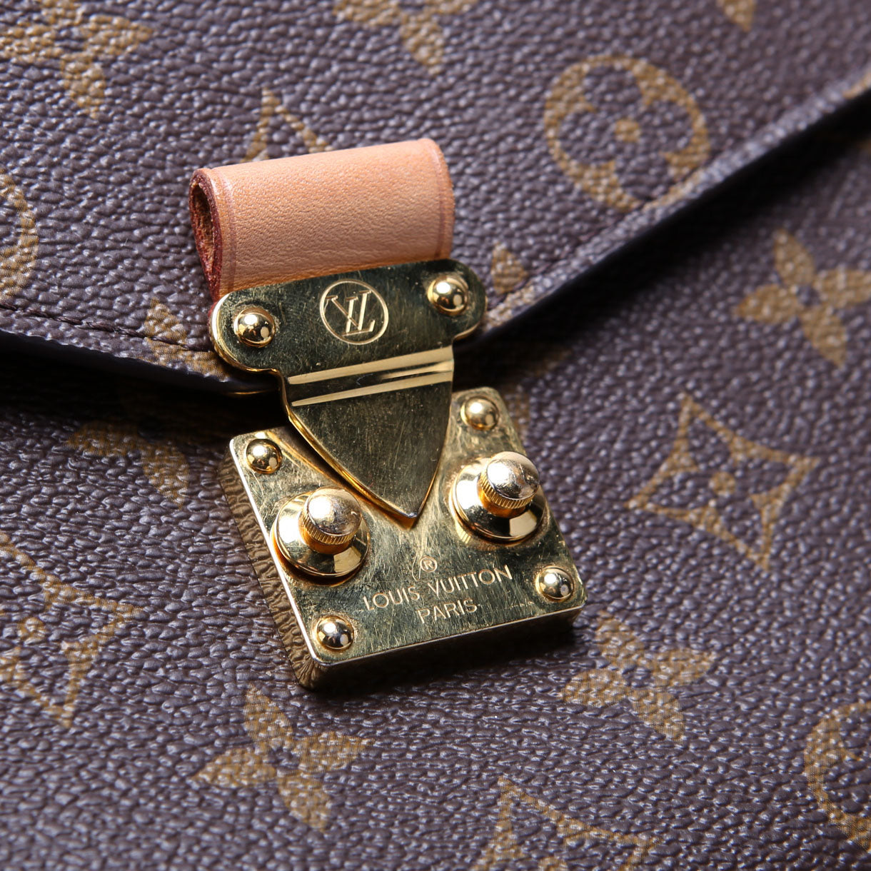Pochette Metis Monogram Brown