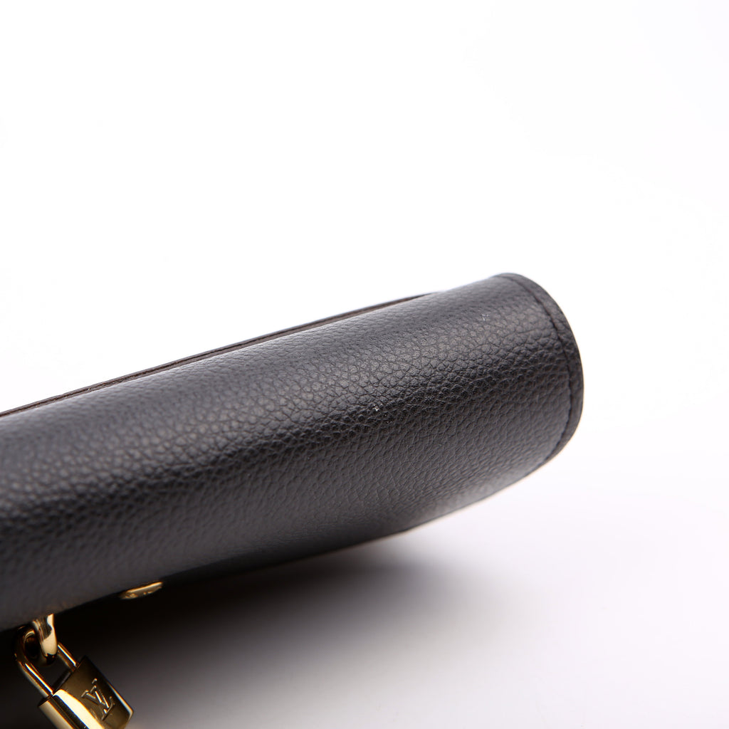 Venus Wallet Monogram Black