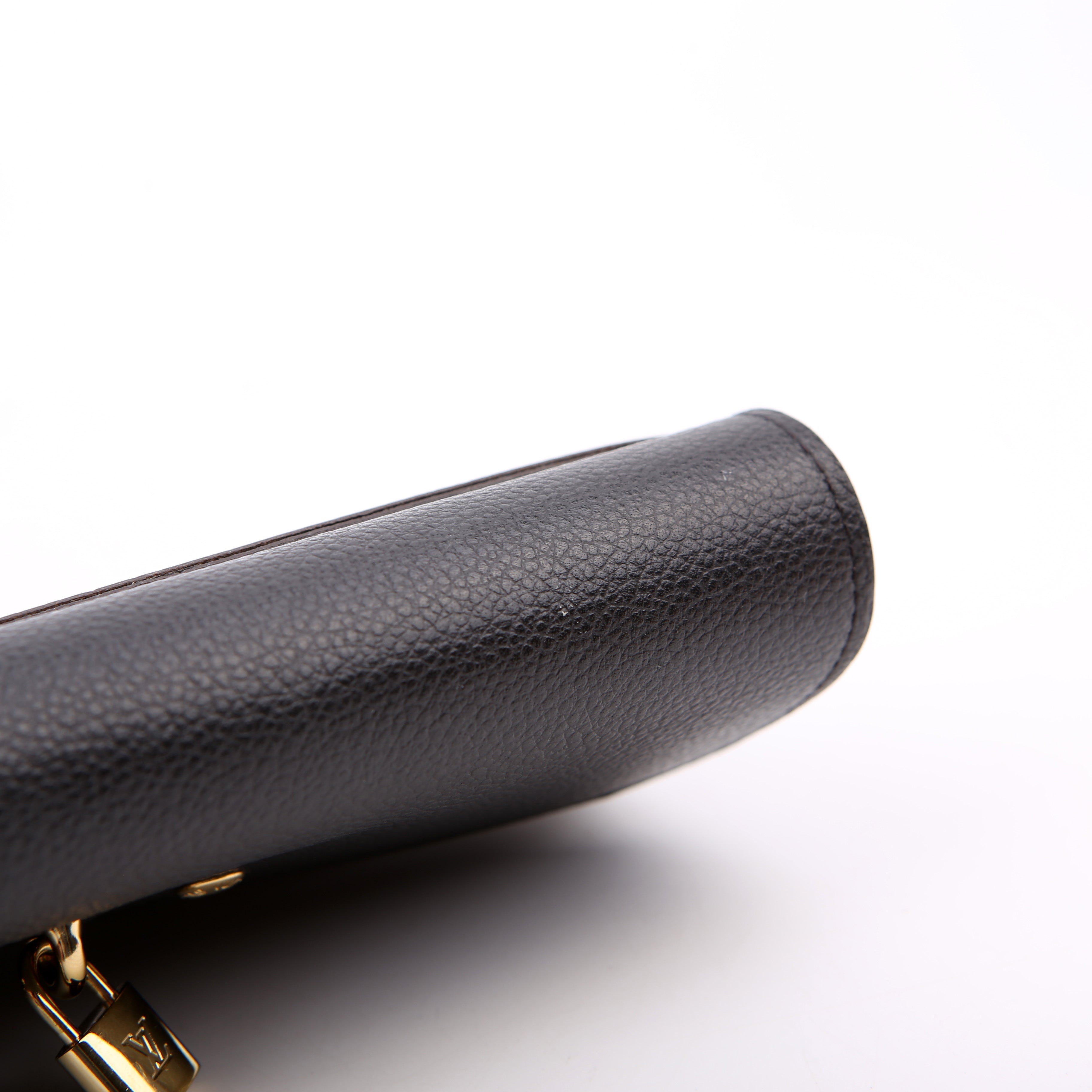 Venus Wallet Monogram Black