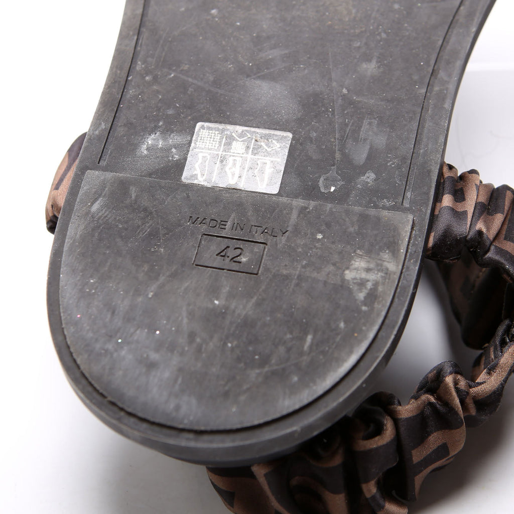 Feel FF Sandals Size 42