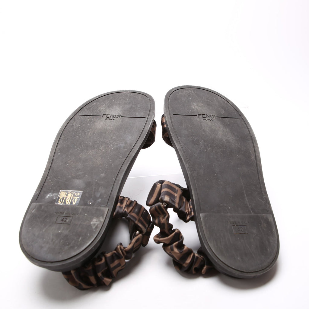 Feel FF Sandals Size 42