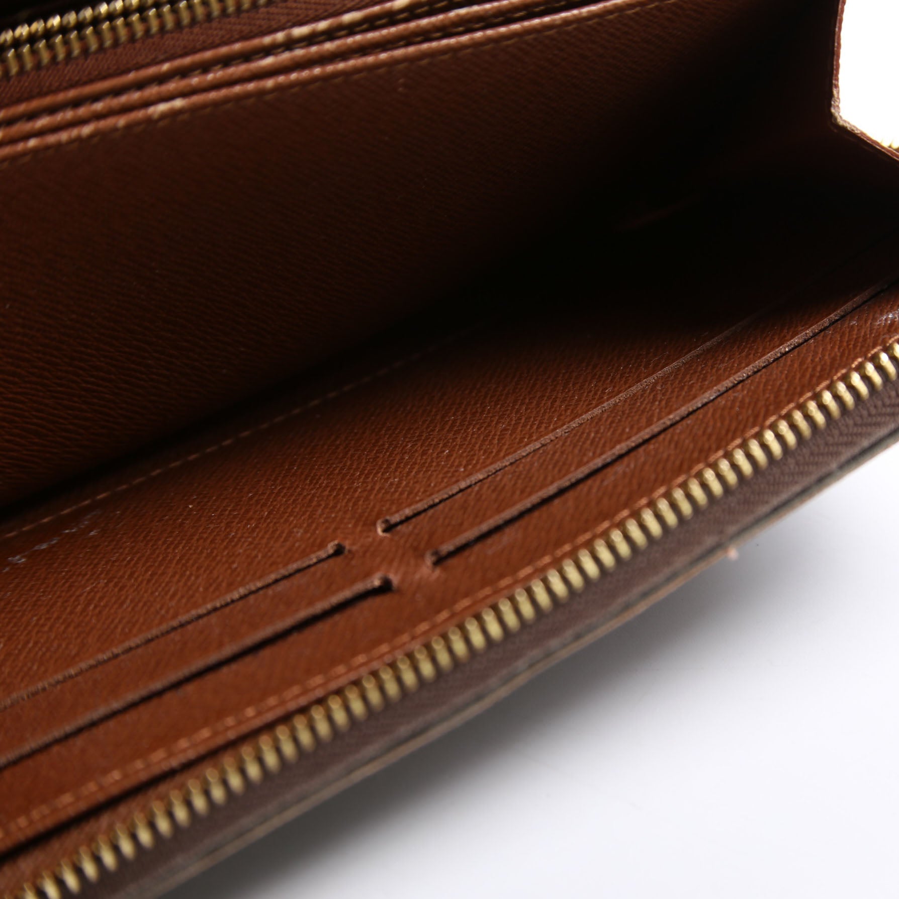 Zippy Wallet Monogram