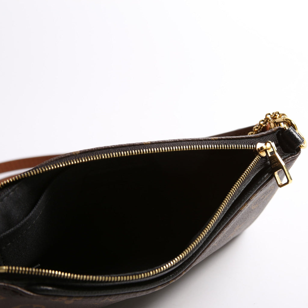 Pallas Clutch Monogram