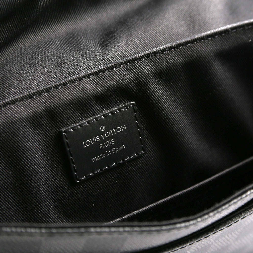 District PM Graphite