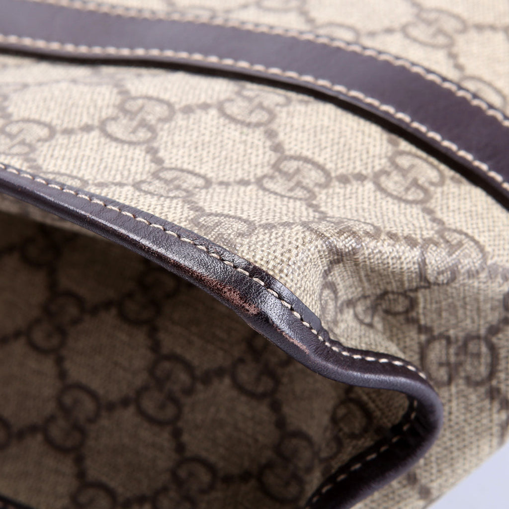 203494 GG Supreme Medium Joy Shoulder Bag Brown