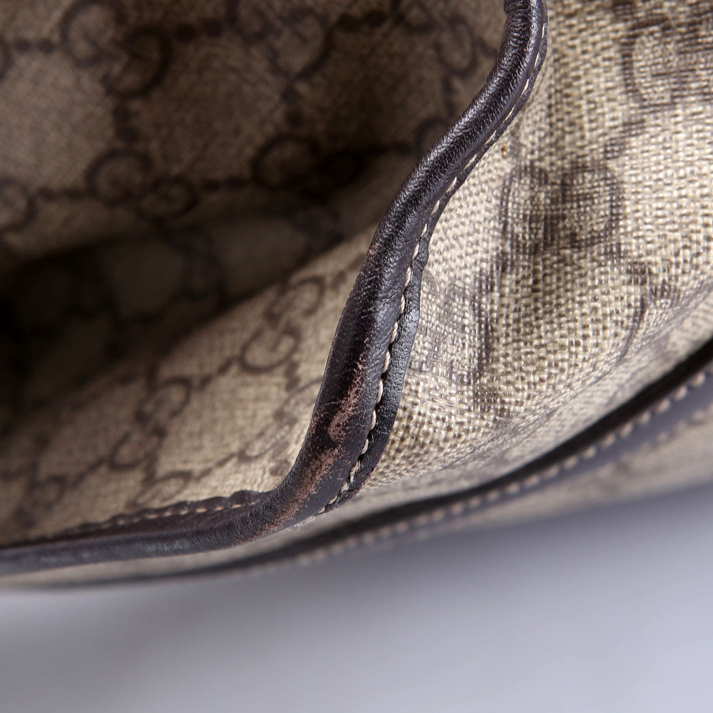 203494 GG Supreme Medium Joy Shoulder Bag Brown