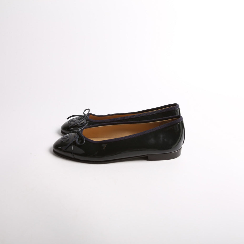 CC Cap Toe Ballet Flats Size 35.5 Navy