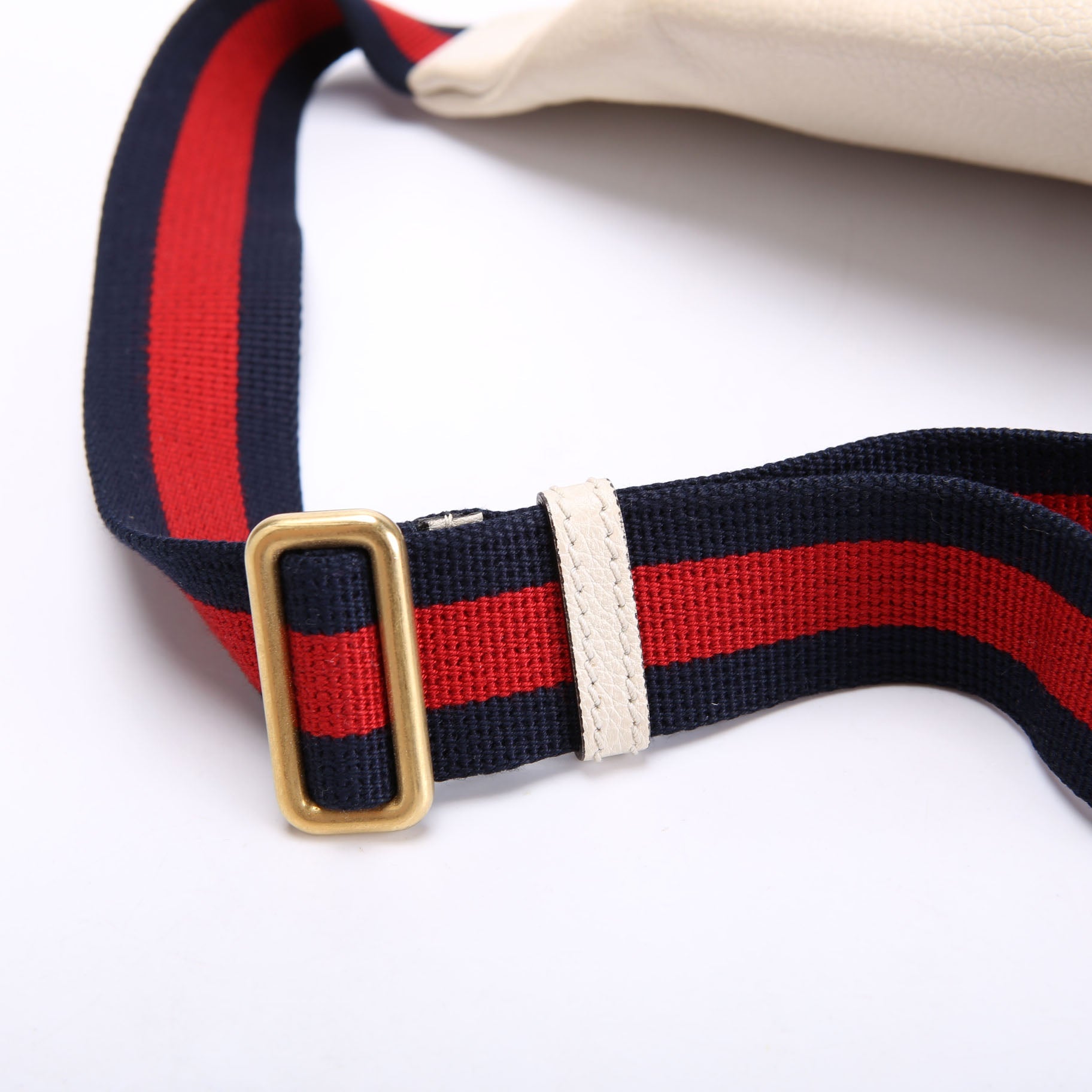 530412 Retro Belt Bag Medium Ivory