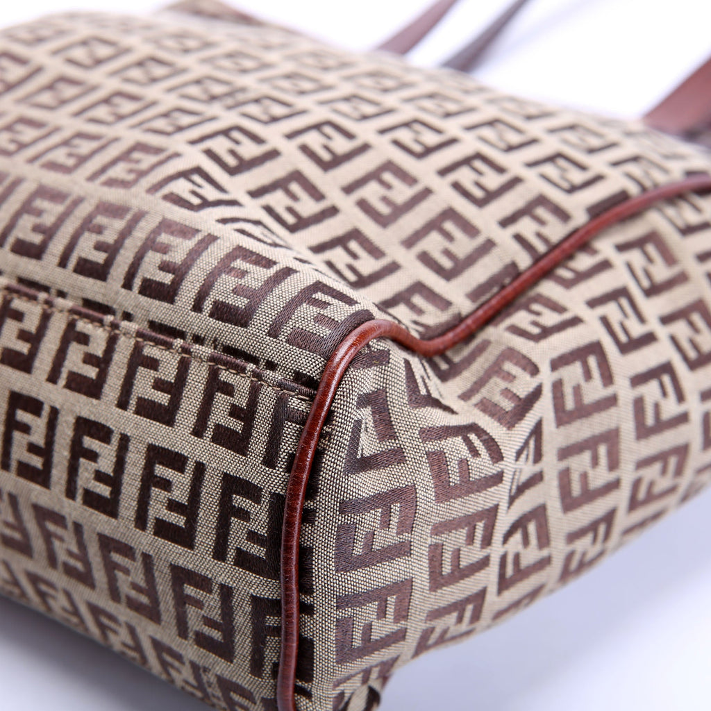 8BH174 Zucchino Fabric Tote Vintage Brown