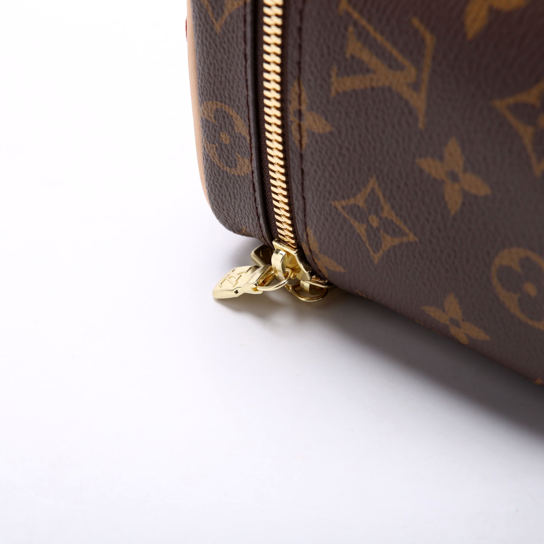Nice Mini Toiletry Pouch Monogram