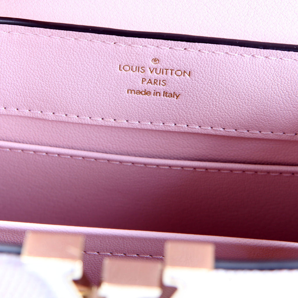 Capucines Mini Metallic Lizard Pink