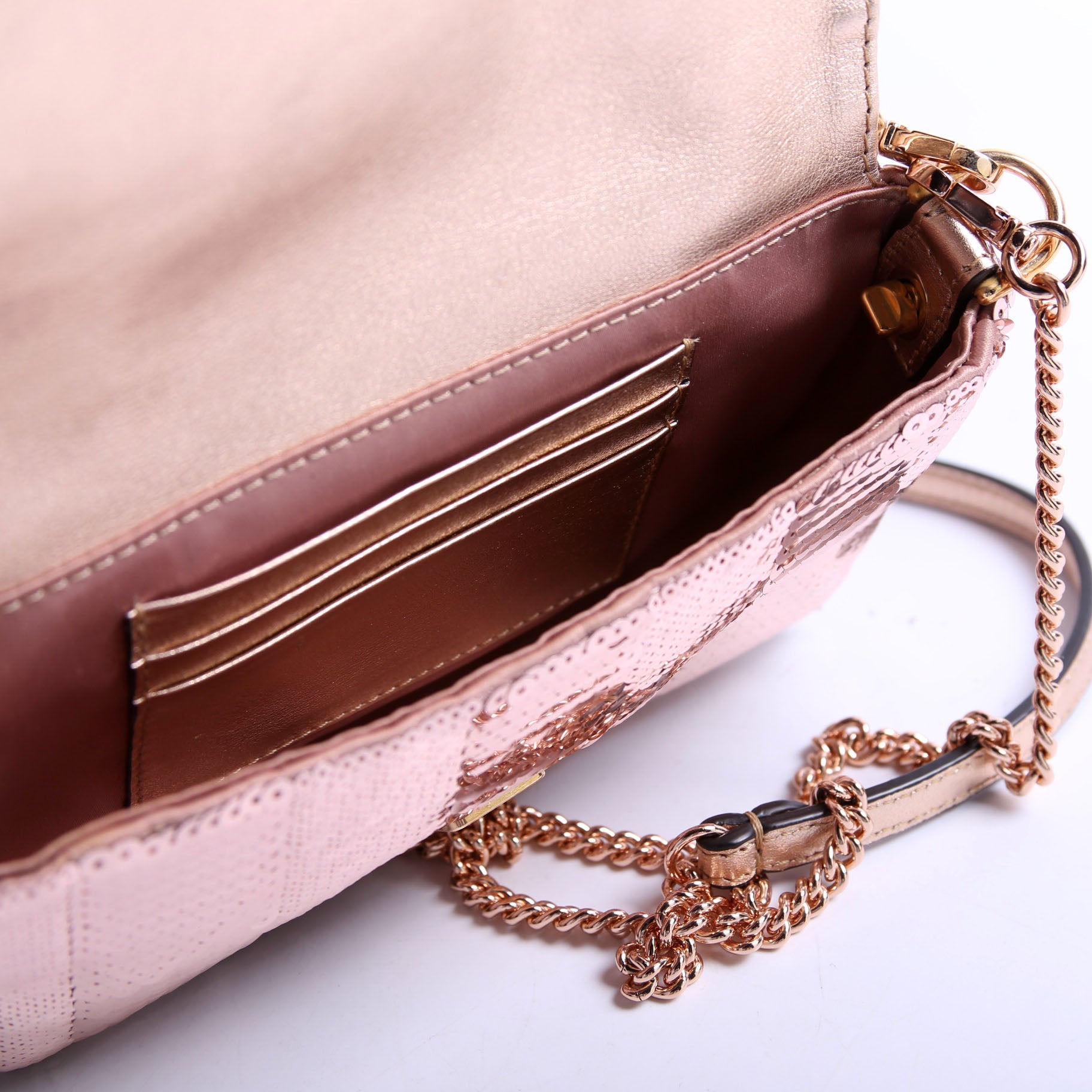 Baguette Mini Sequin 8BS017 Metallic Pink