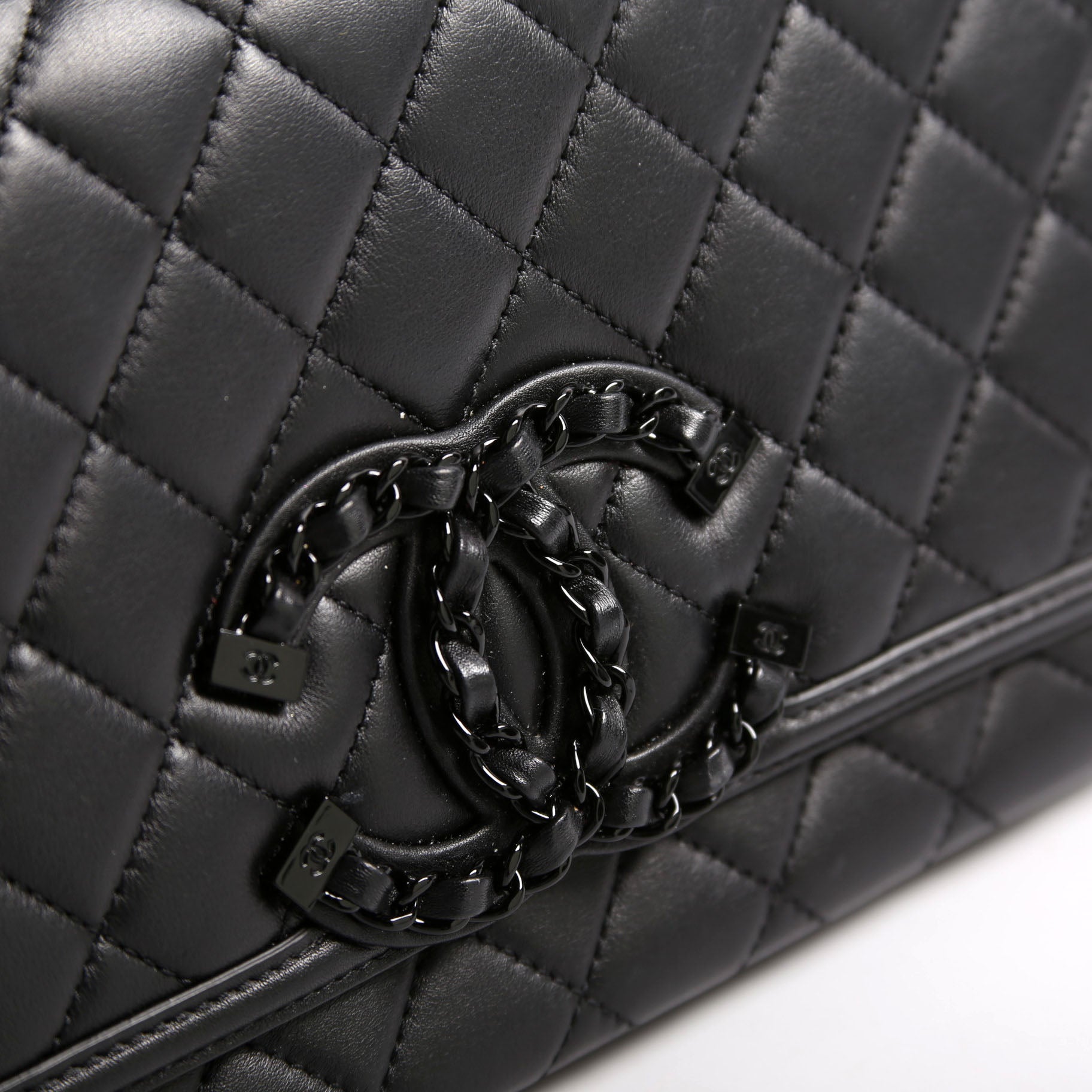 CC Filigree Flap Bag Medium Lambskin 30M Black